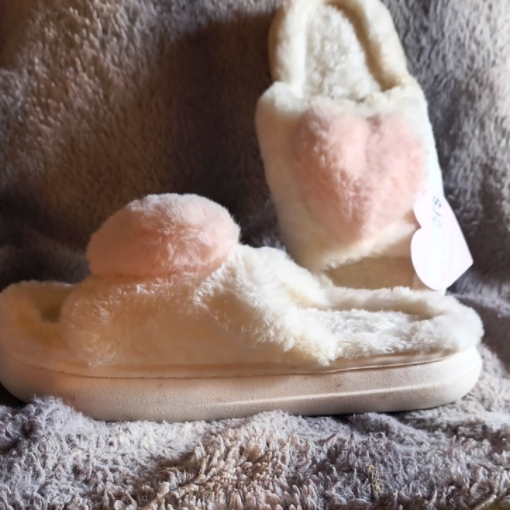 Cozy Cream and Pink Women's Slippers